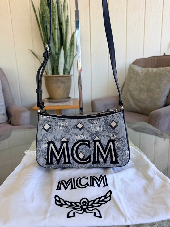 MCM Handbags - Like 🆕 MCM Crossbody bag💝